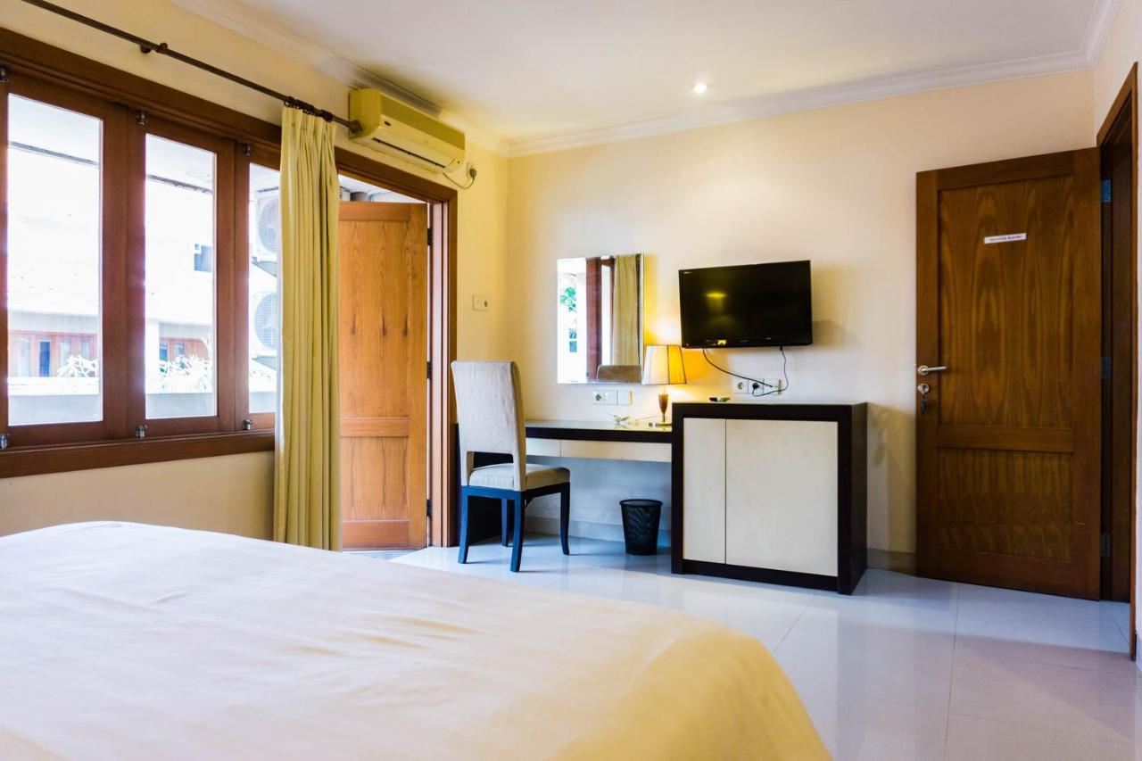 Country Heritage Hotel Surabaya Eksteriør billede