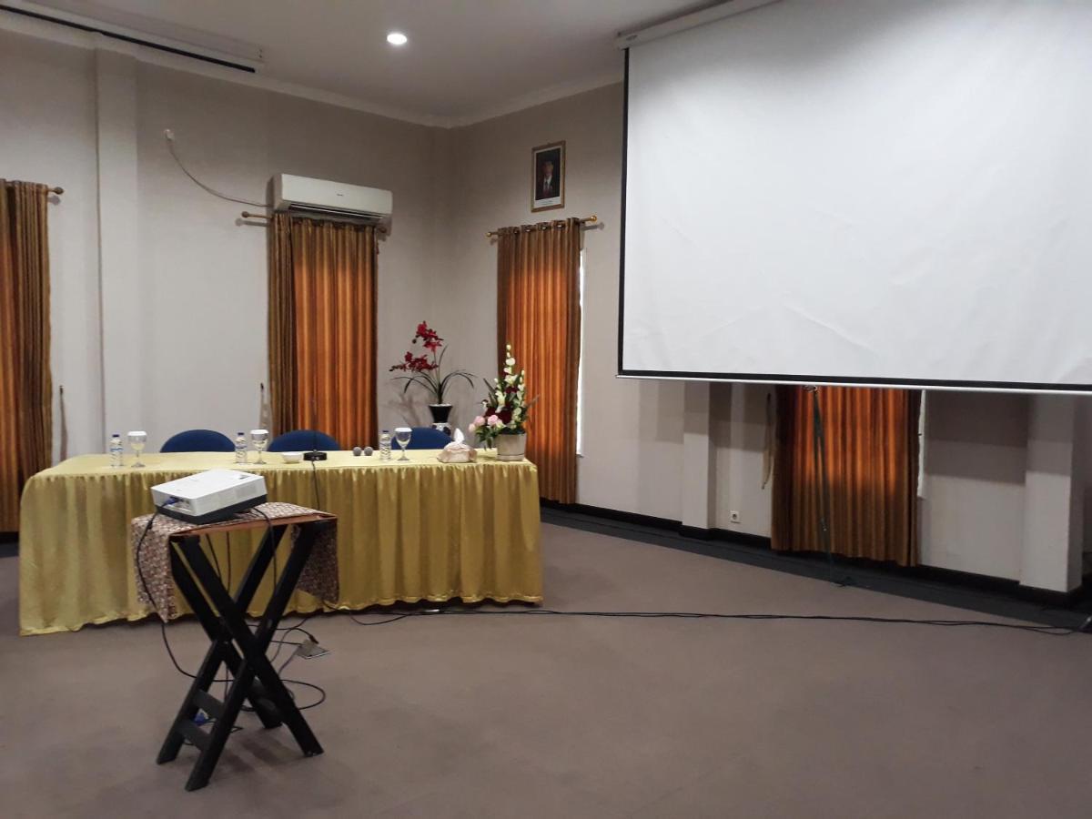 Country Heritage Hotel Surabaya Eksteriør billede